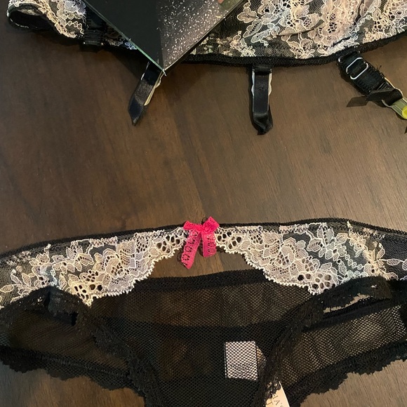 NWT. 🔥Sexy 3 piece set 🔥 - Picture 8 of 10